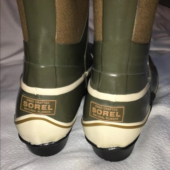 Sorel Boots 👢 - Picture 5 of 7